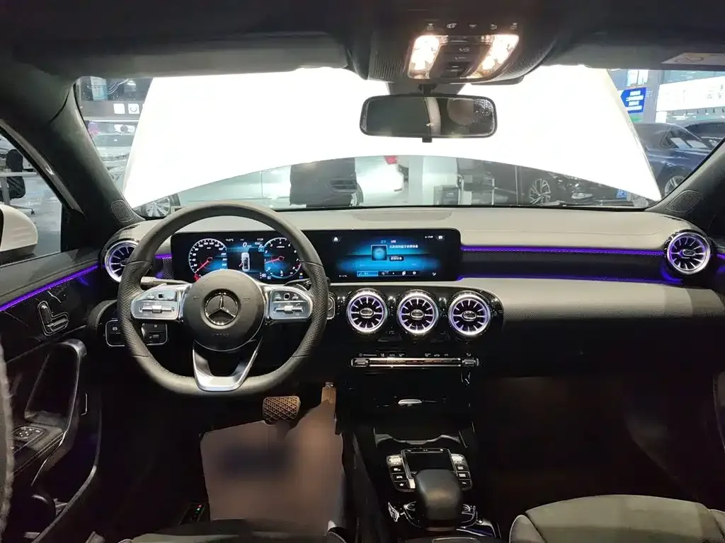 Mercedes-Benz A-Class 2023 из CN, фото 2