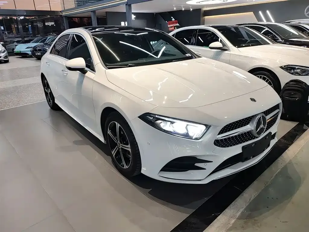Mercedes-Benz A-Class 2023 из CN, фото 8