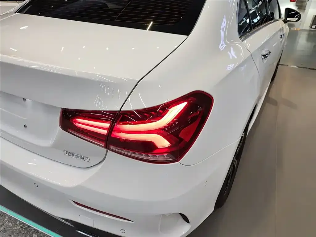 Mercedes-Benz A-Class 2023 из CN, фото 6