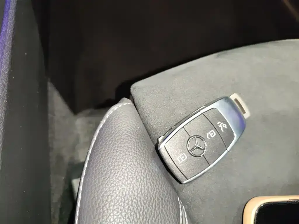 Mercedes-Benz A-Class 2023 из CN, фото 3
