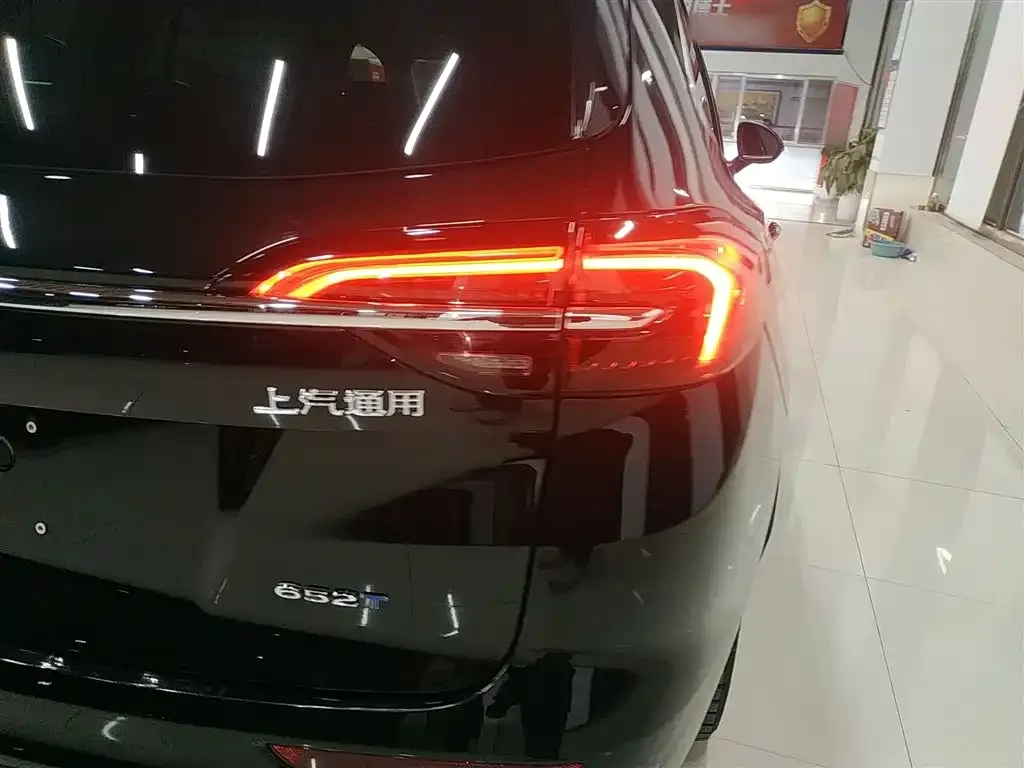 Buick Envision Plus 2022 из CN, фото 2