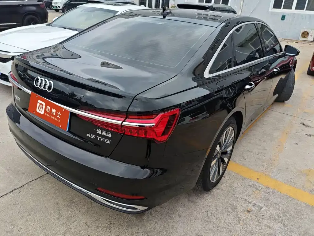 Audi A6L 2022 из CN, фото 4