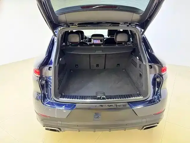 Porsche Cayenne 2024 из CN, фото 6