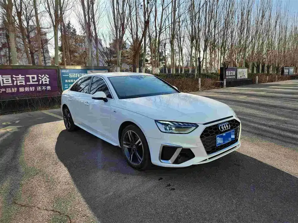 Audi A4L 2022 из CN, фото 7