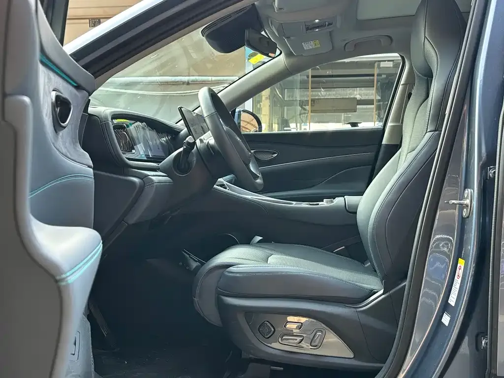 BYD Seal 07 DM-i 2025 из CN, фото 7