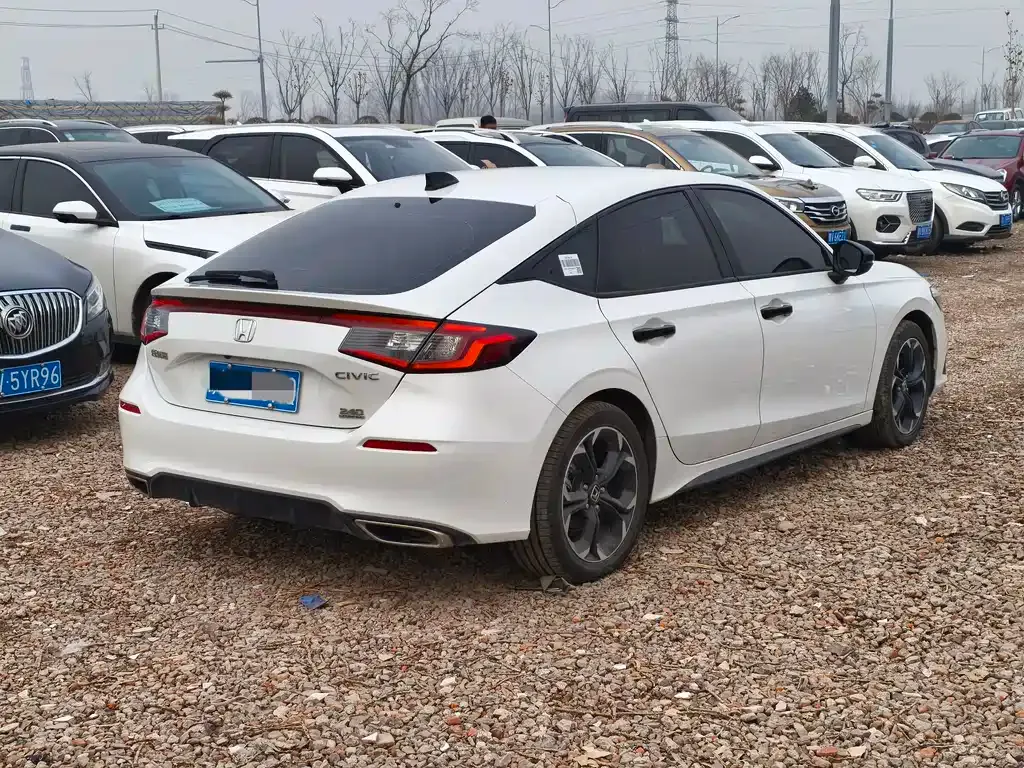 Honda Civic 2024 из CN, фото 6