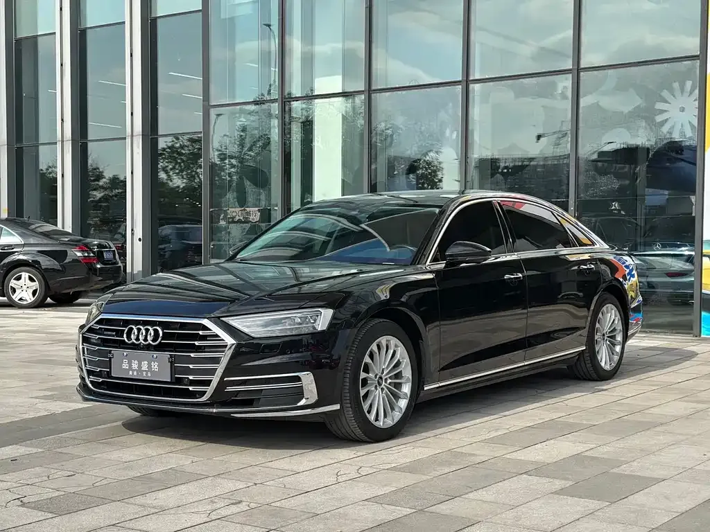 Audi A8 2021 из CN, фото 1
