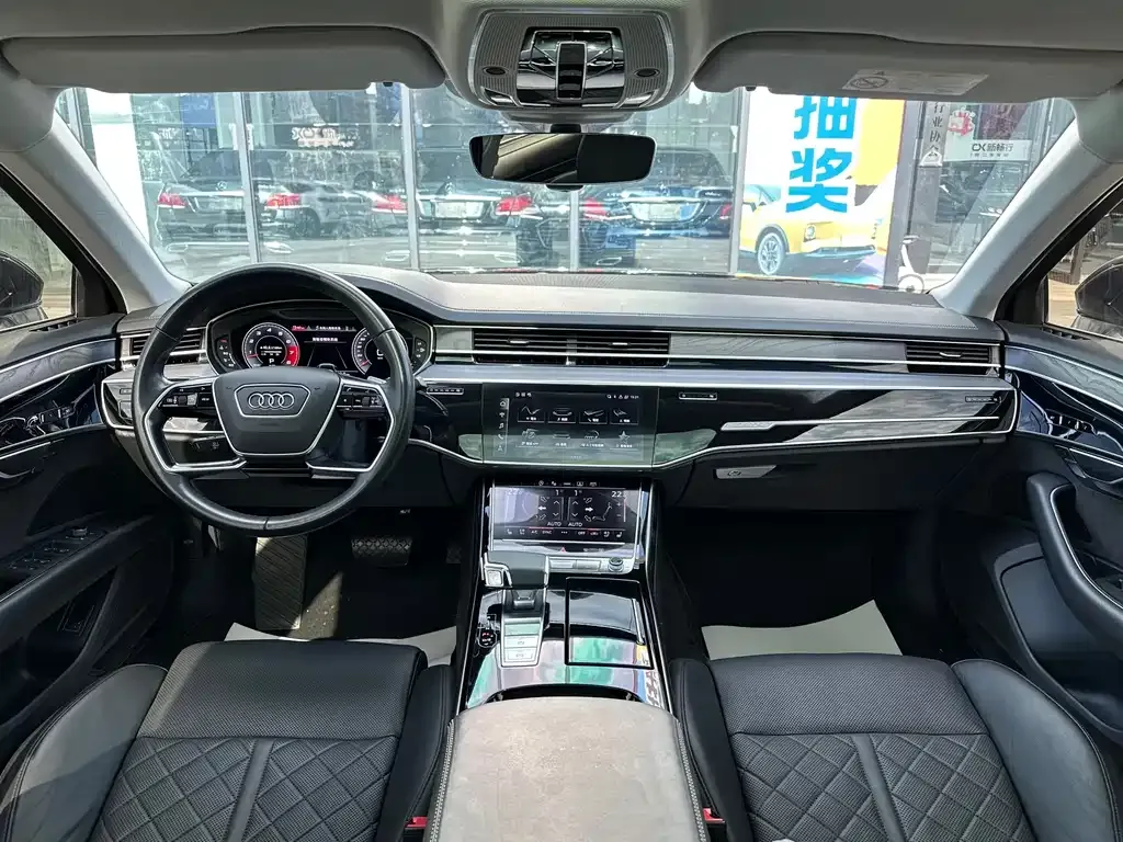 Audi A8 2021 из CN, фото 9