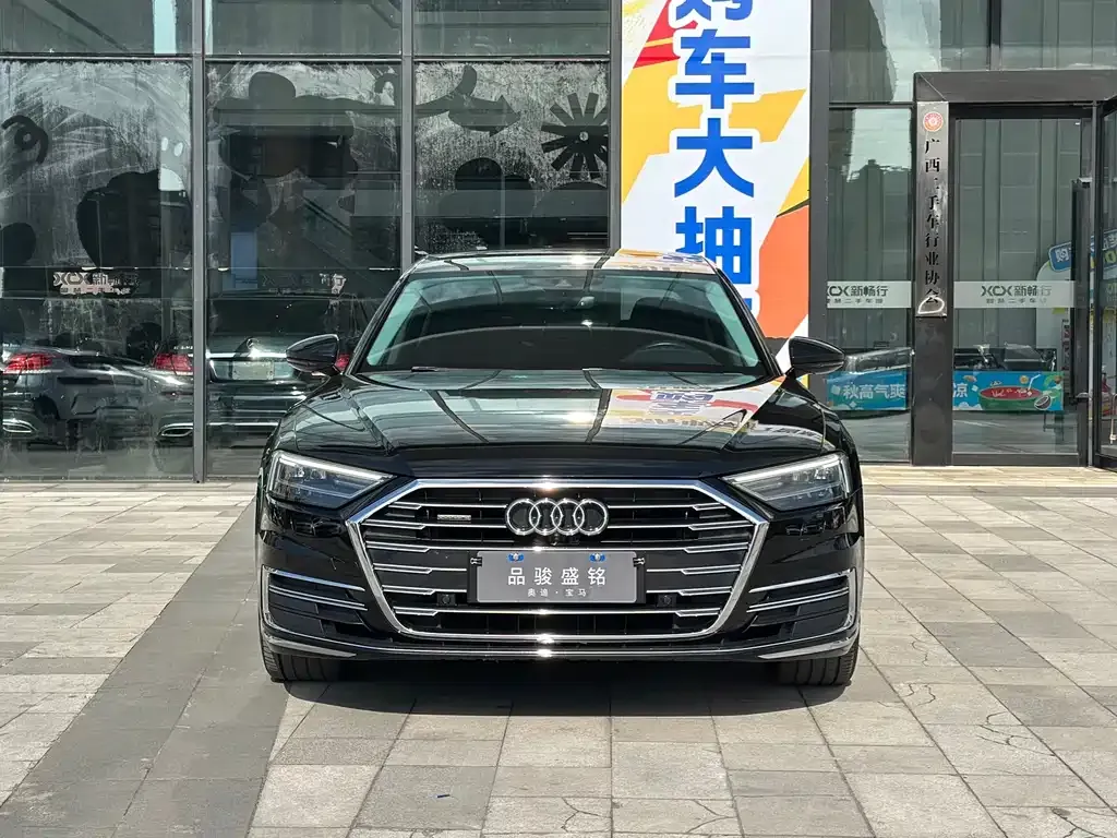Audi A8 2021 из CN, фото 2