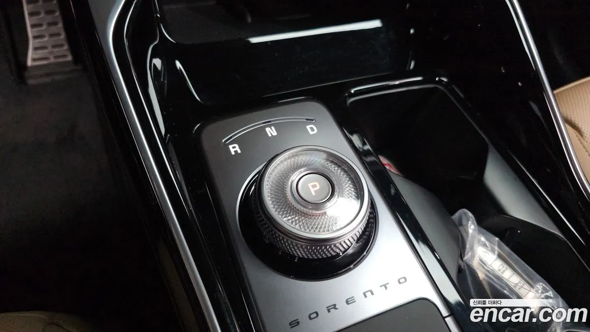 Kia Sorento — фото 9