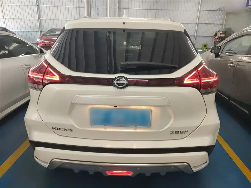 Nissan Kicks — фото 6