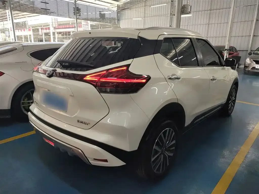 Nissan Kicks — фото 8