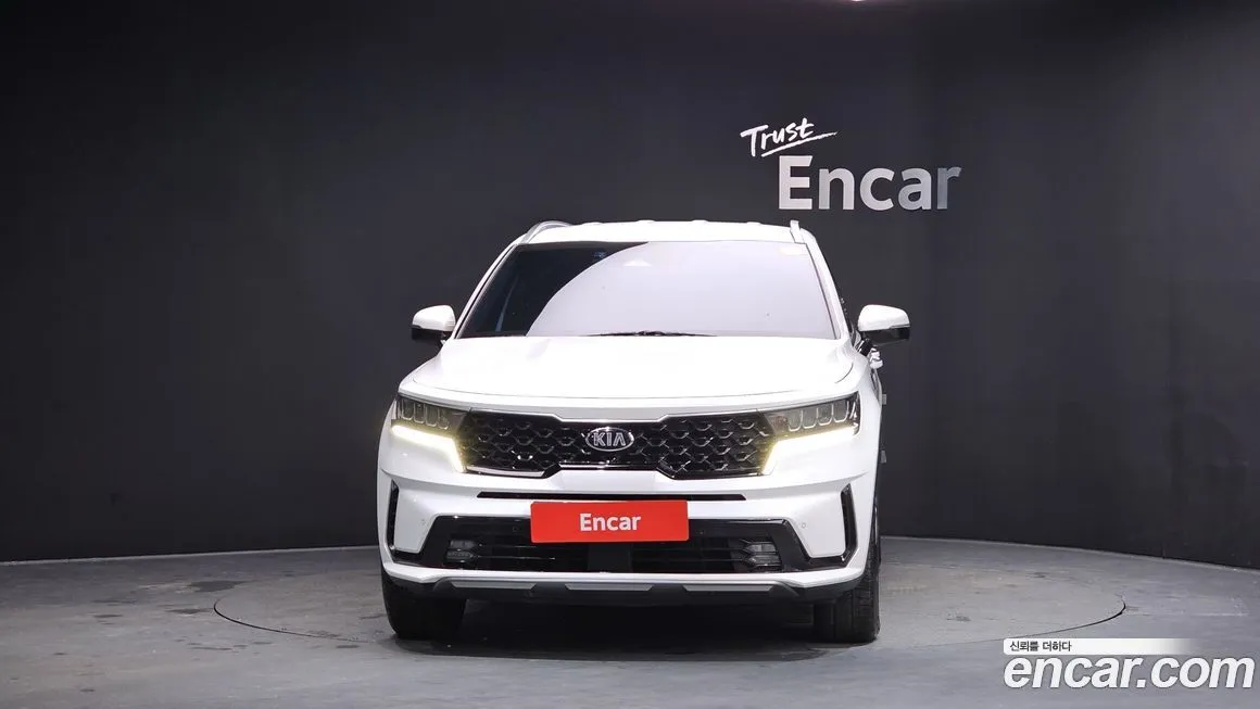 Kia Sorento — фото 4