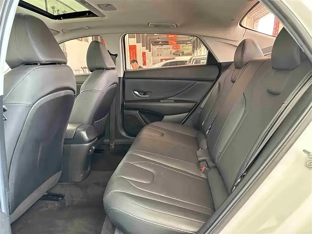 Hyundai Elantra 2021 из CN, фото 6