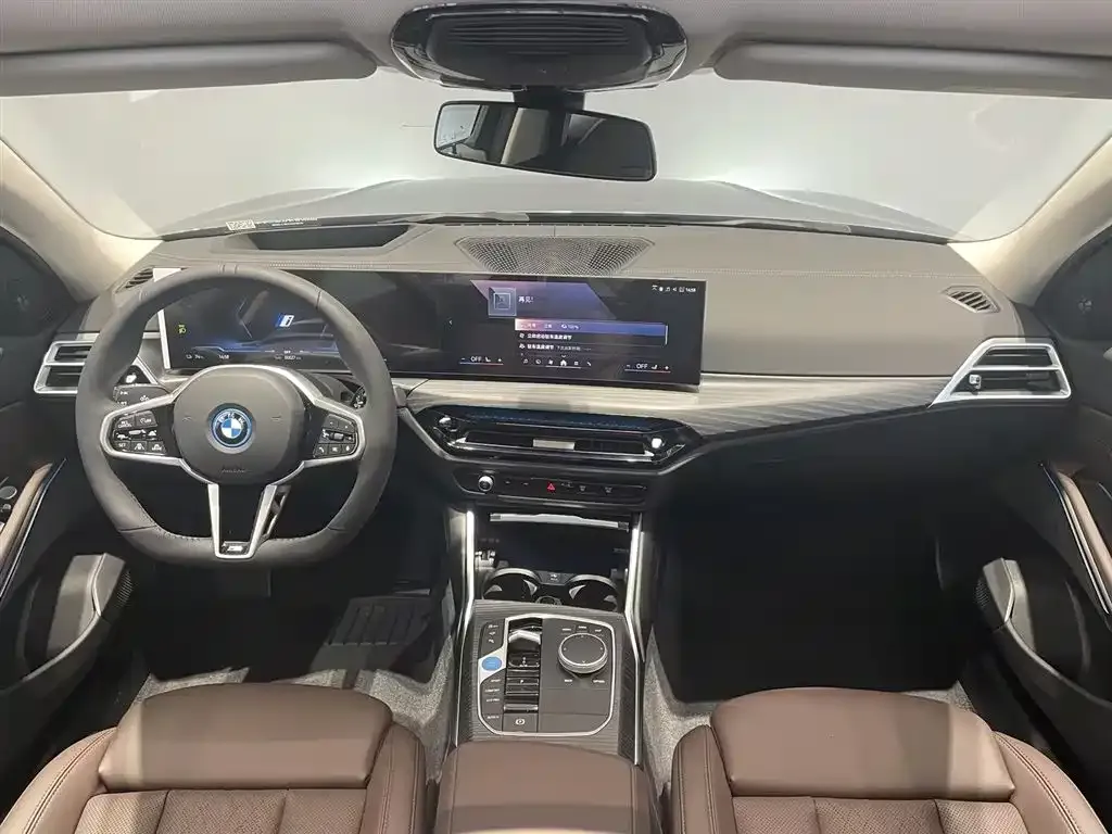 BMW i3 — фото 10
