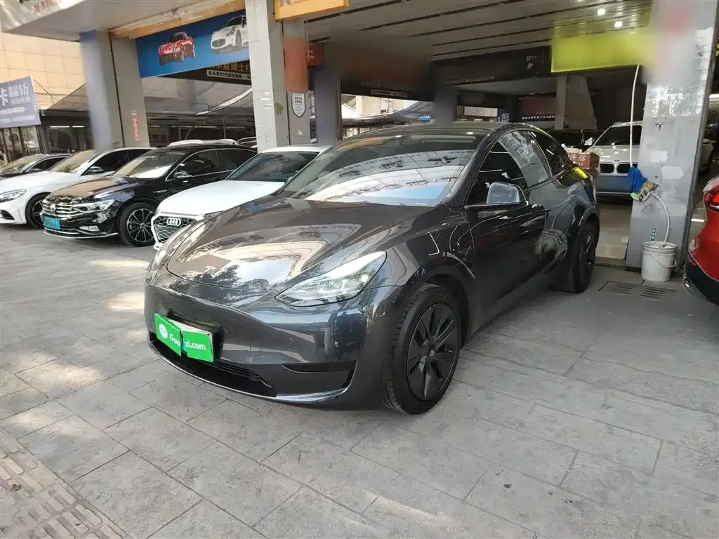 Tesla Model Y 2024 из CN, фото 4