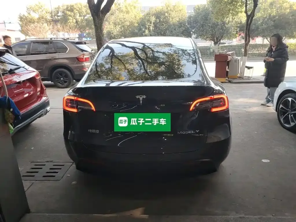 Tesla Model Y 2024 из CN, фото 6