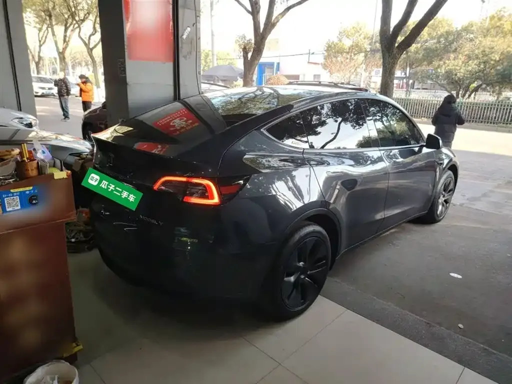 Tesla Model Y 2024 из CN, фото 10
