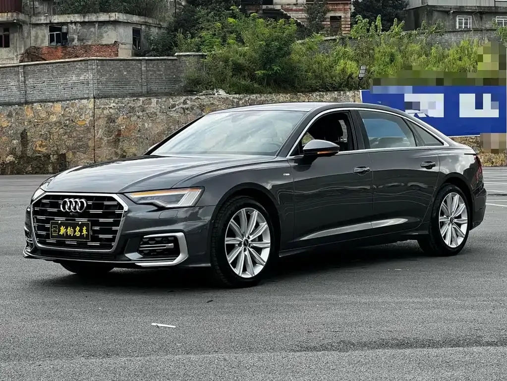 Audi A6L — фото 10