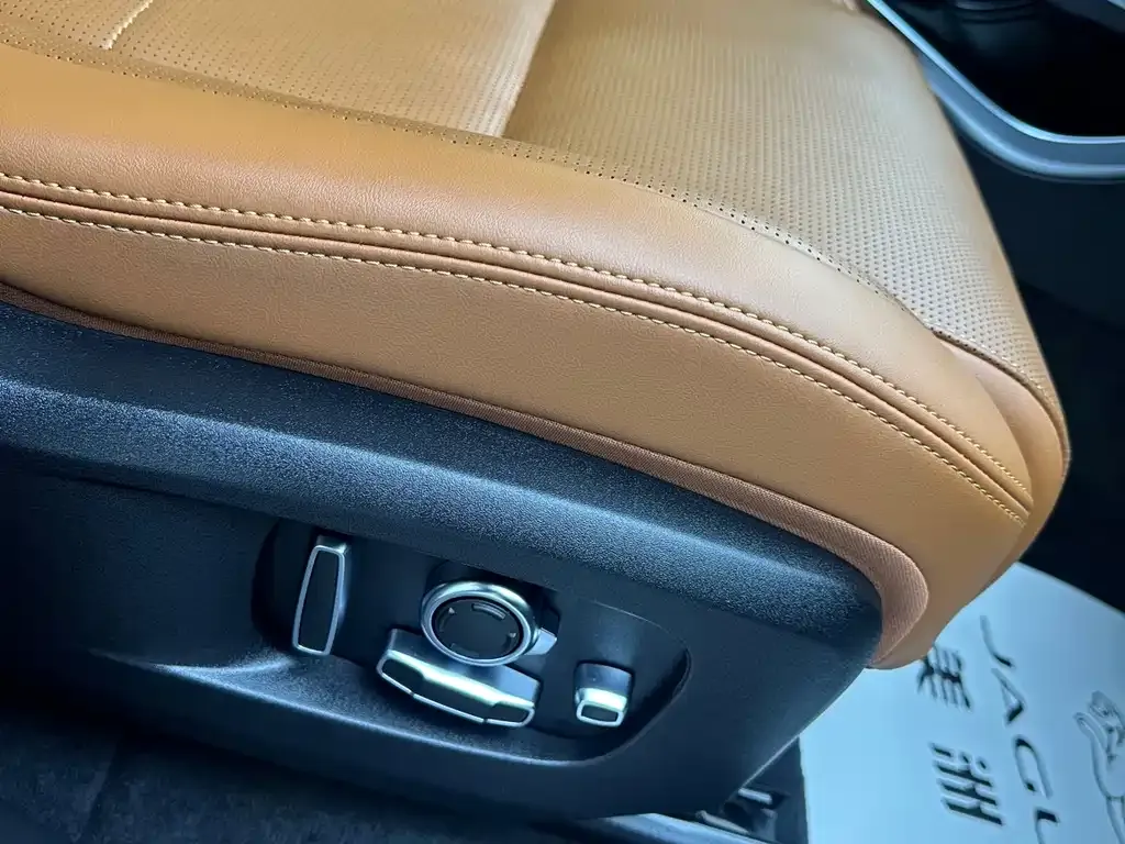 Jaguar F-PACE 2024 из CN, фото 7