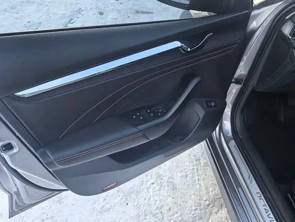 Skoda Octavia 2021 из CN, фото 7
