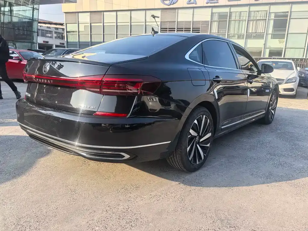 Volkswagen Passat 2024 из CN, фото 9