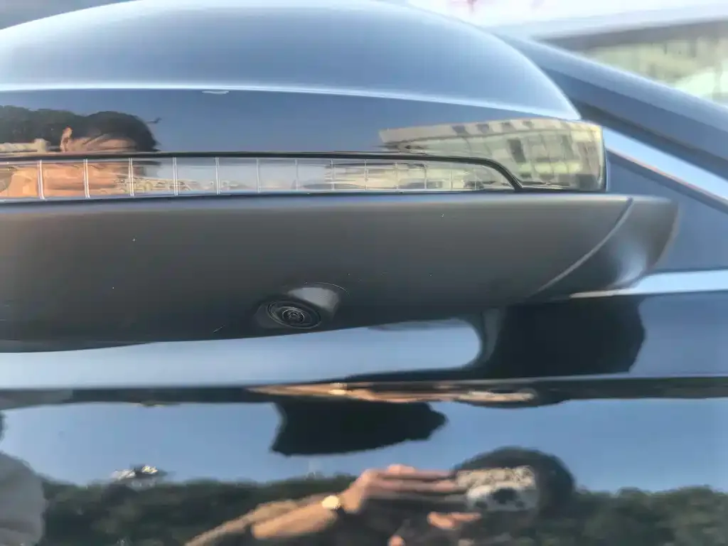 Volkswagen Passat 2024 из CN, фото 2