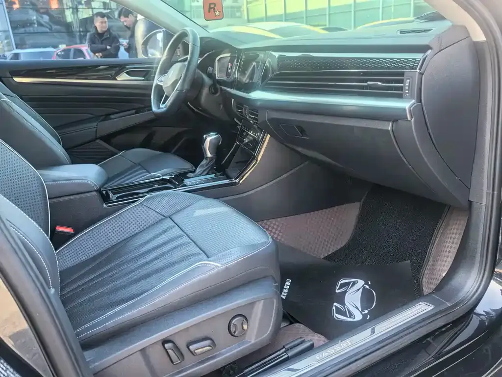 Volkswagen Passat 2024 из CN, фото 3