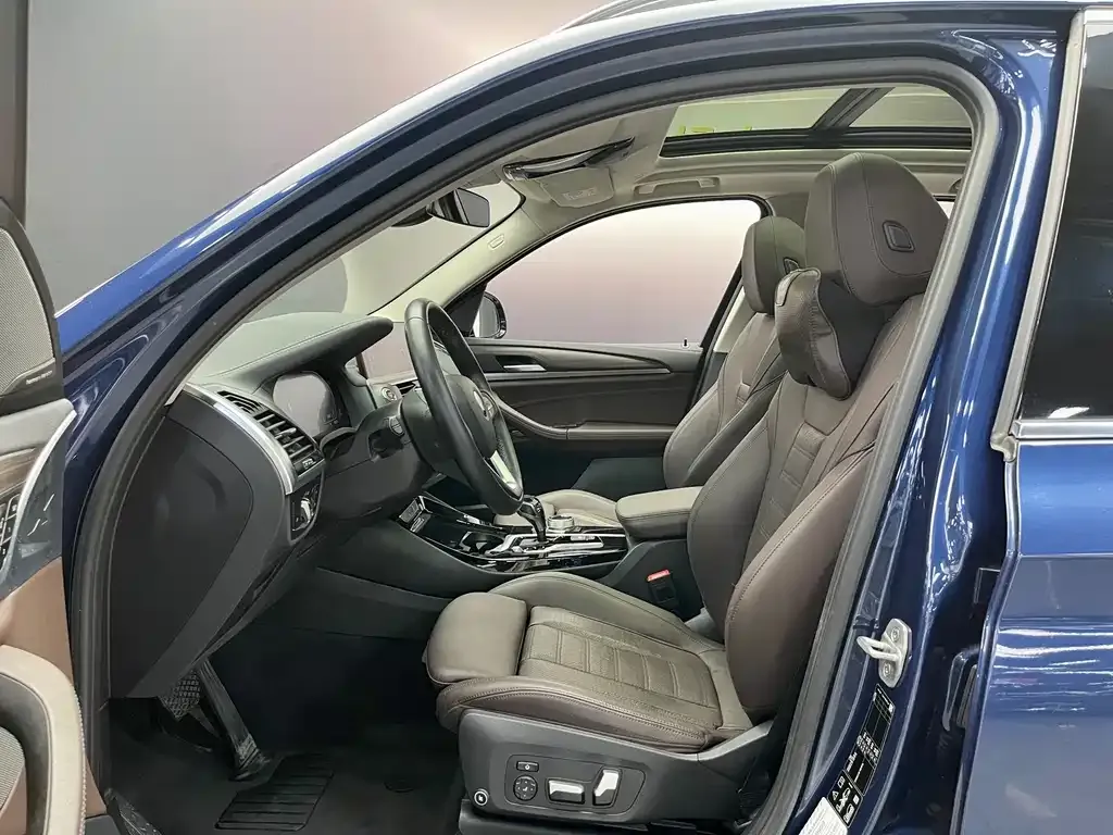 BMW X3 2021 из CN, фото 9