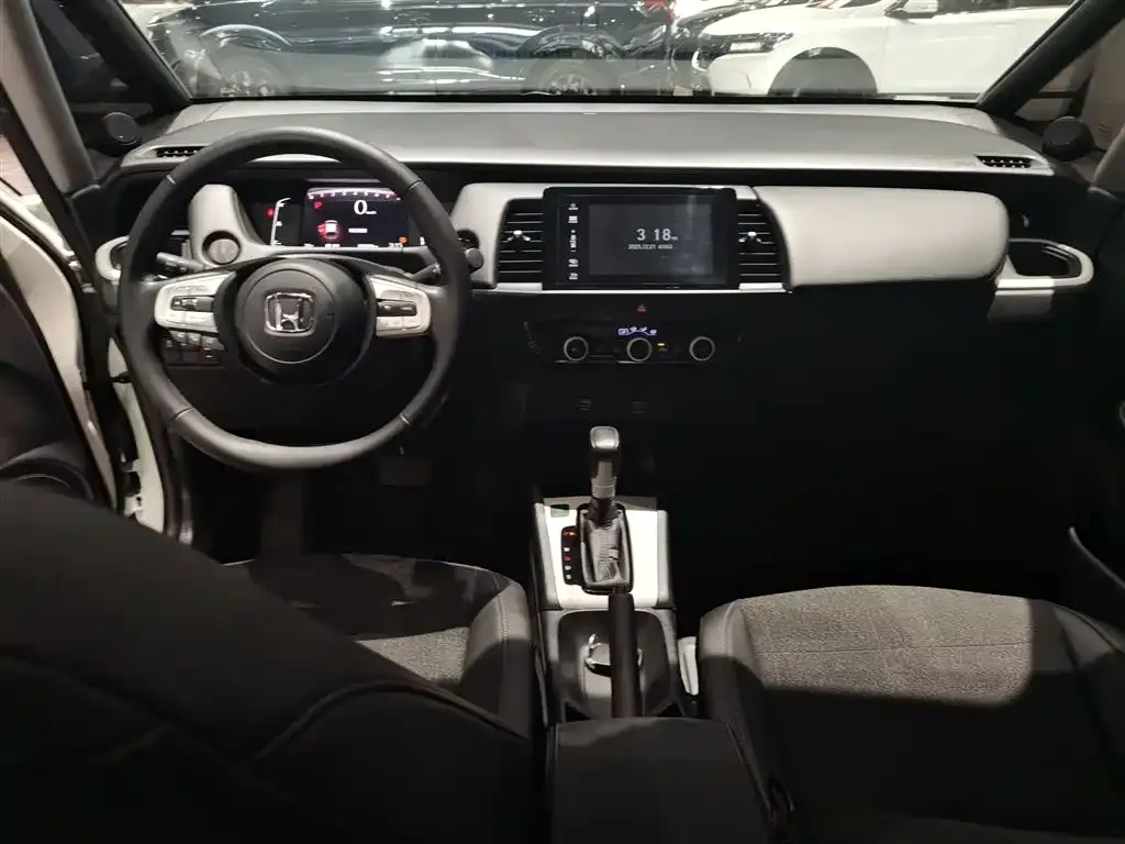 Honda Fit — фото 2