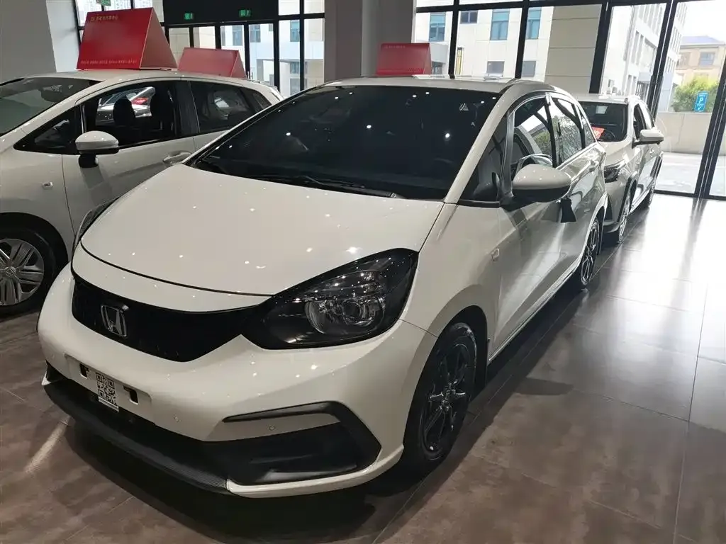 Honda Fit — фото 5