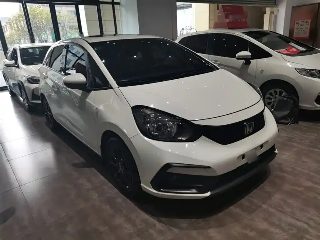 Honda Fit — фото 3