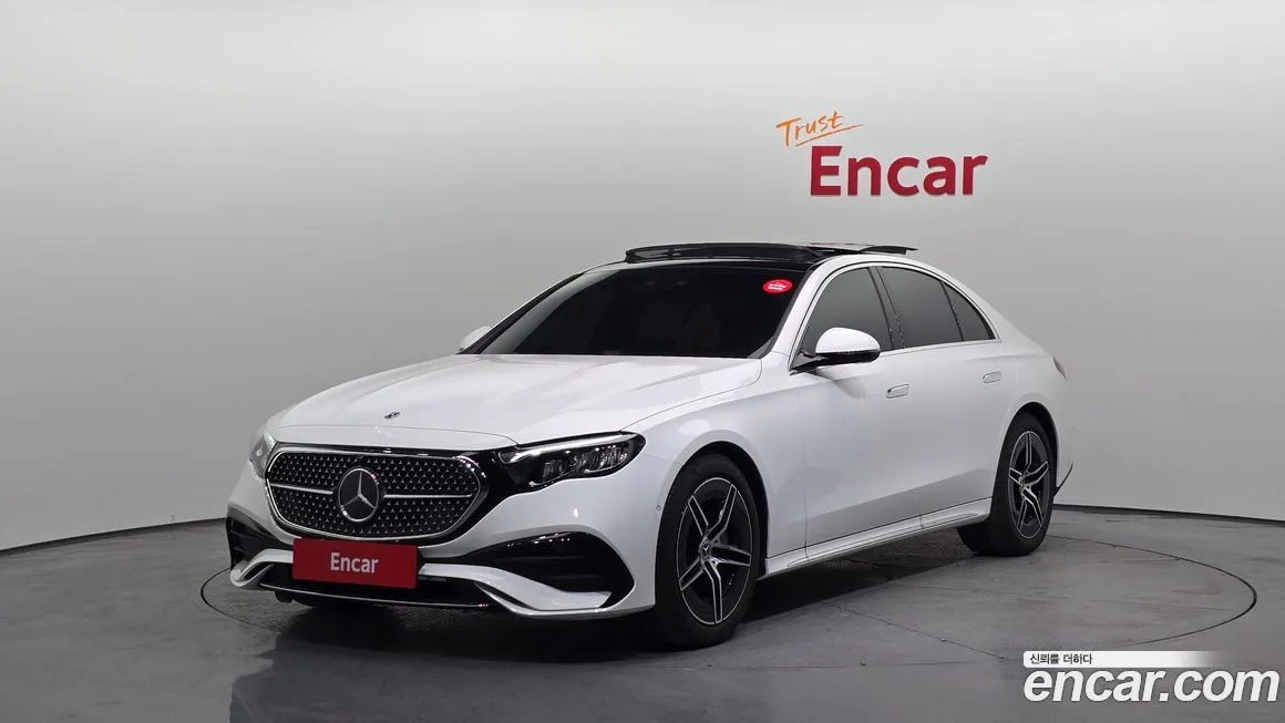 Mercedes-Benz E-Class — фото 1
