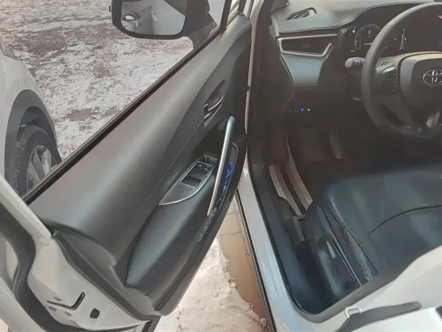 [object Object] Corolla Cross 2023 из CN, фото 7