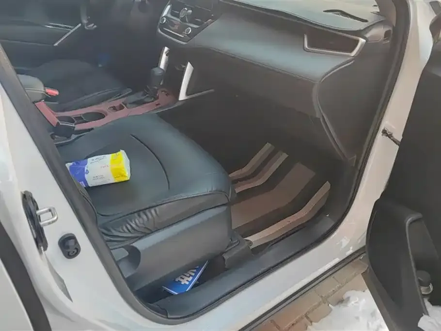 [object Object] Corolla Cross 2023 из CN, фото 8