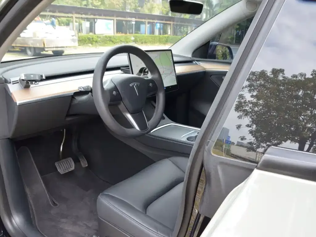 Tesla Model Y 2022 из CN, фото 8