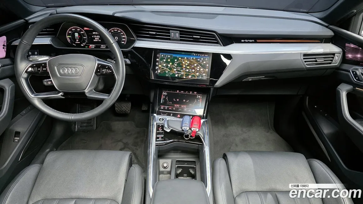 Audi e-tron 2022 из KR, фото 9