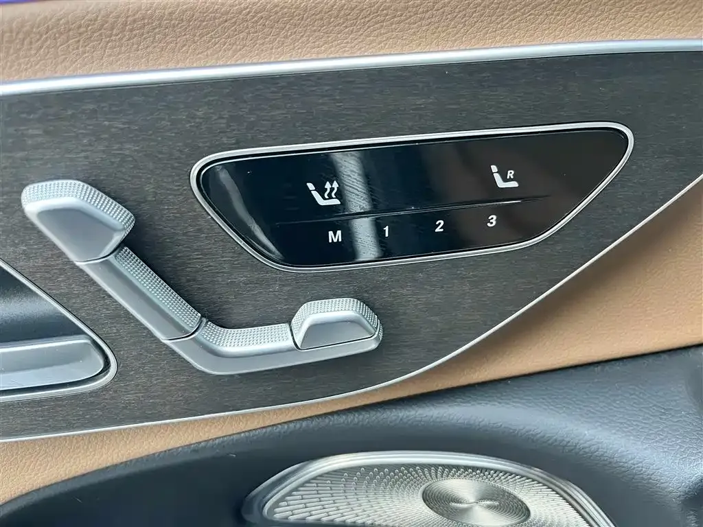Mercedes-Benz E-Class 2024 из CN, фото 8