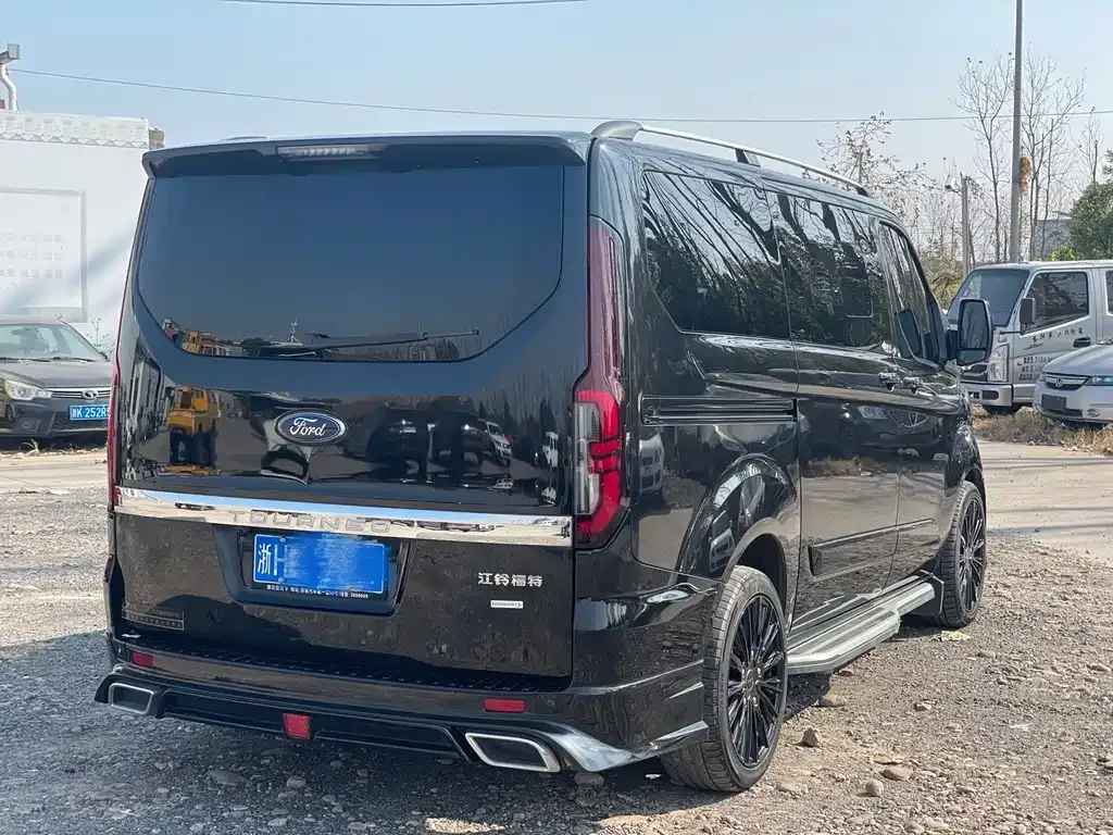 Ford Tourneo 2024 из CN, фото 9