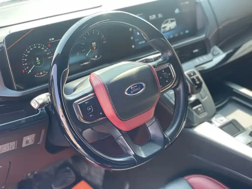 Ford Tourneo 2024 из CN, фото 3