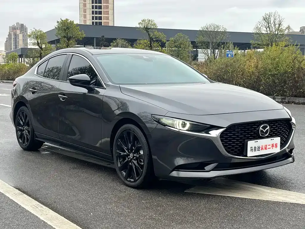 Mazda 3 Axela — фото 10