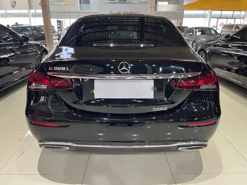 Mercedes-Benz E-Class 2023 из CN, фото 6