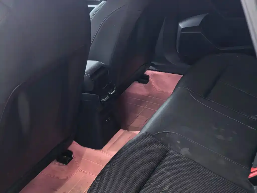 Audi A3 2023 из CN, фото 2