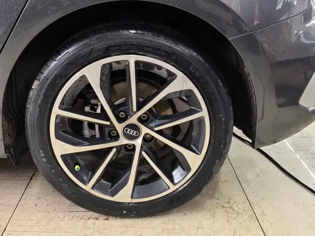 Audi A3 2023 из CN, фото 7