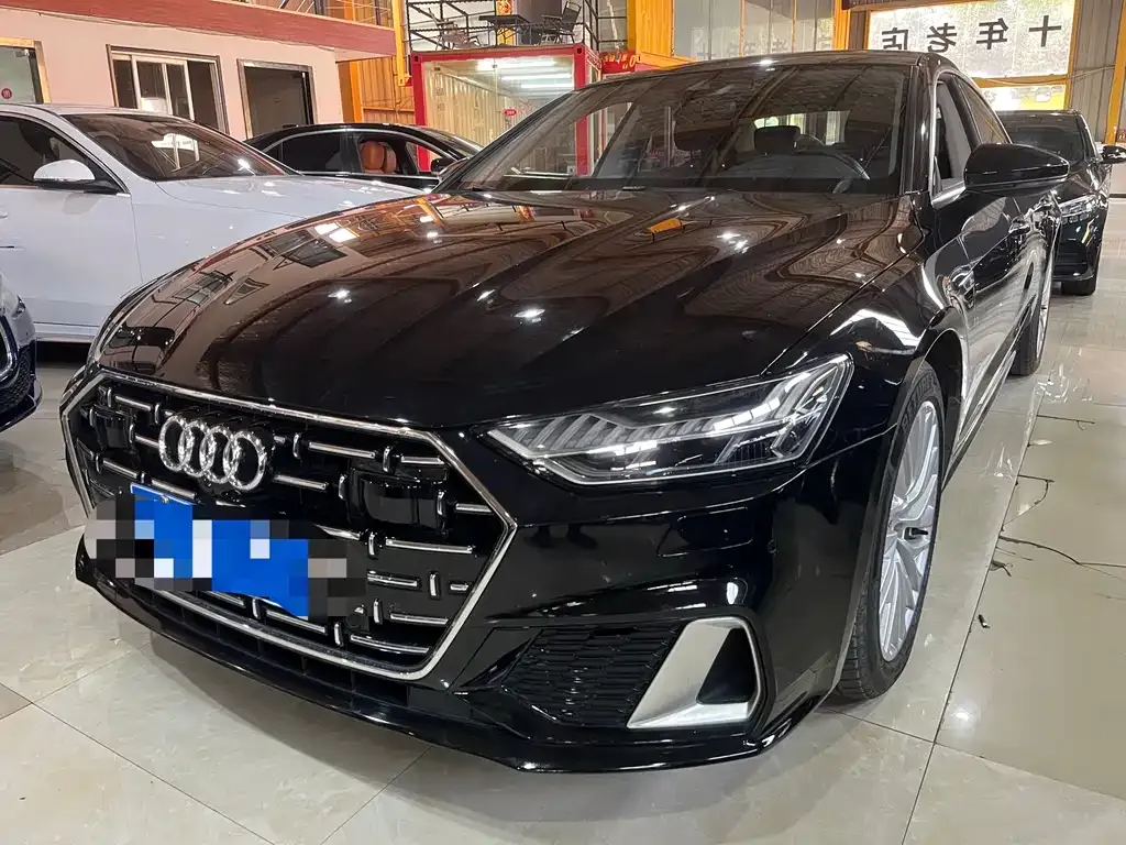Audi A7L 2024 из CN, фото 1