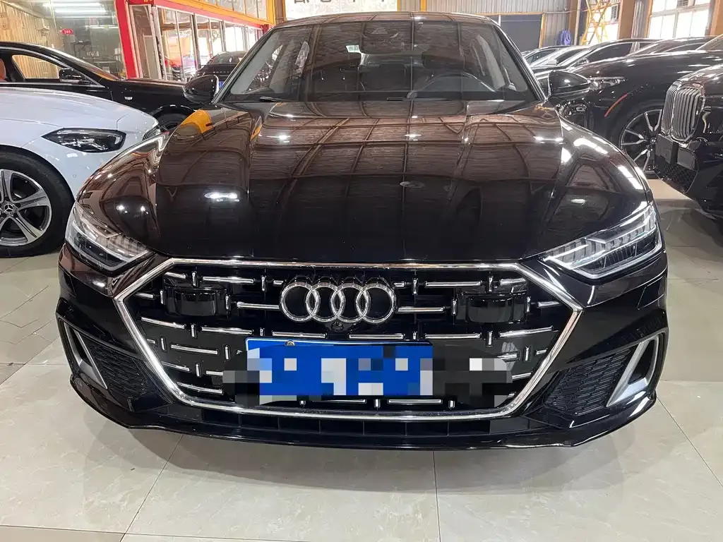 Audi A7L 2024 из CN, фото 2