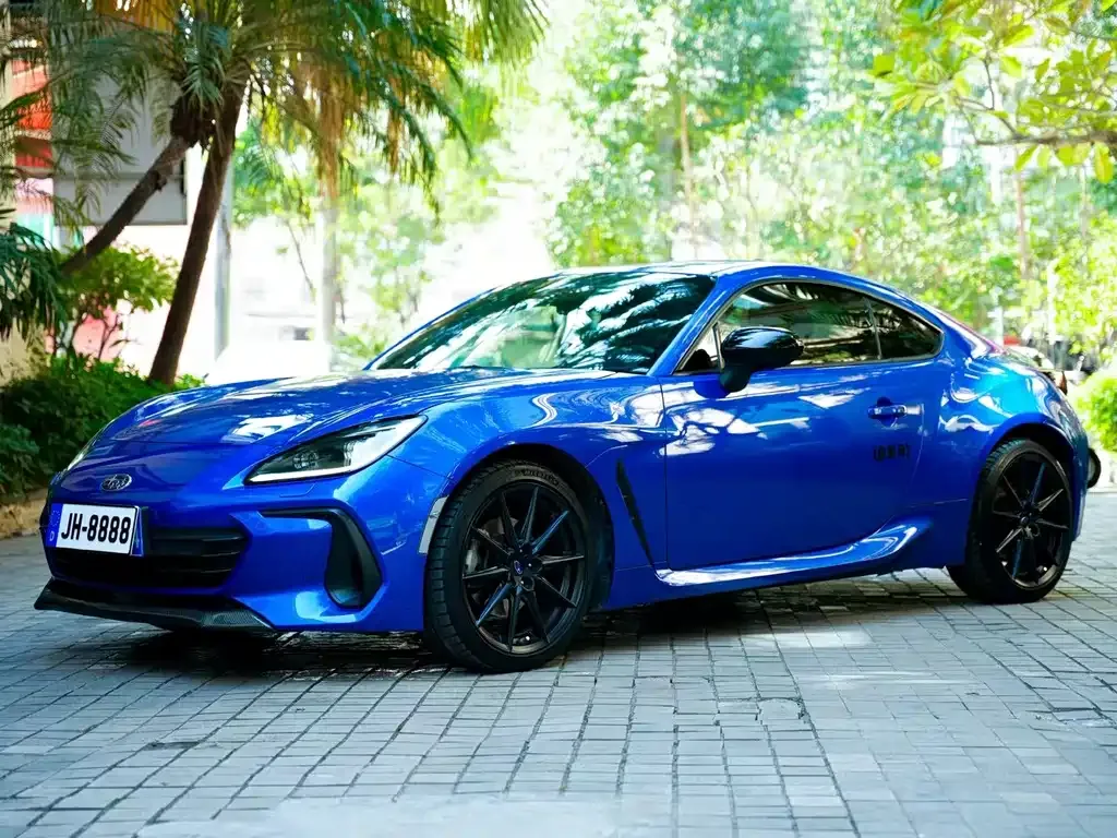 Subaru BRZ 2023 из CN, фото 1