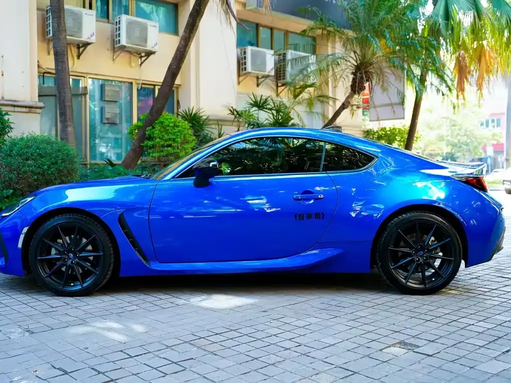 Subaru BRZ 2023 из CN, фото 9