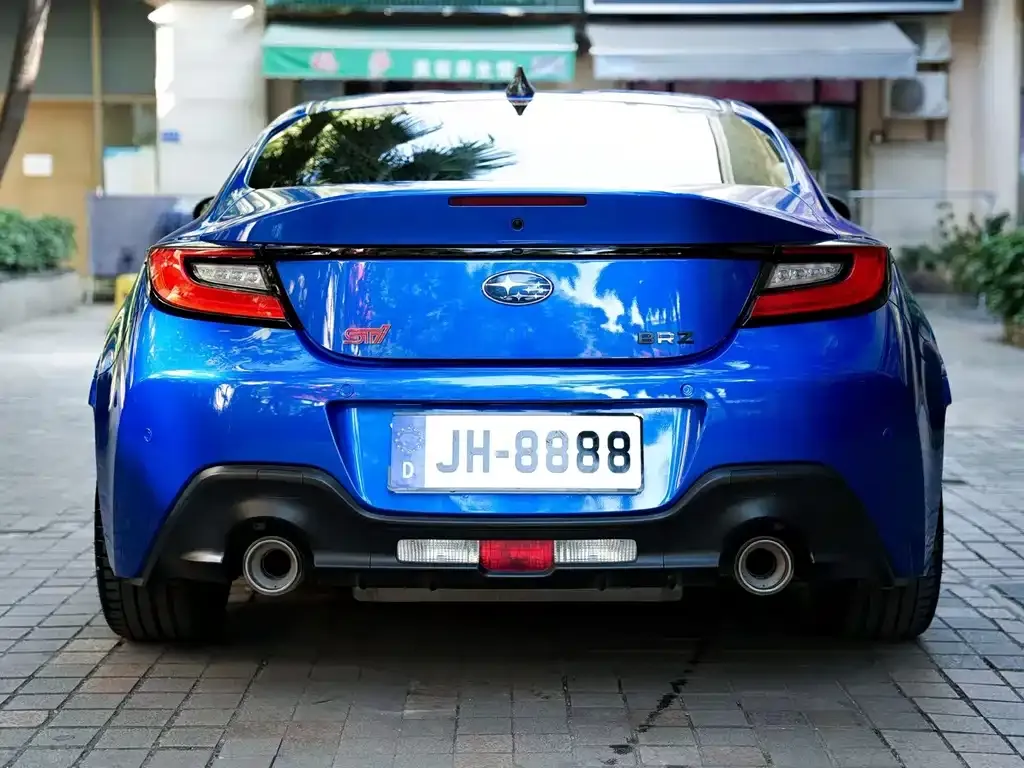 Subaru BRZ 2023 из CN, фото 6