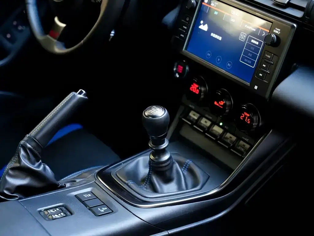 Subaru BRZ 2023 из CN, фото 5